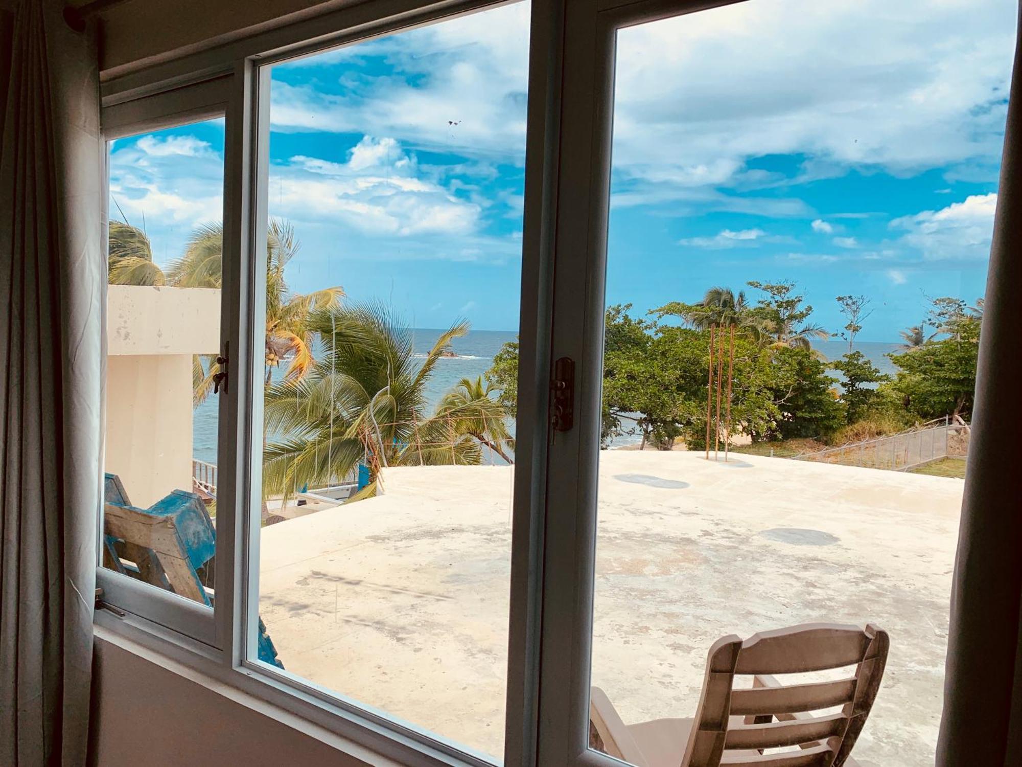 Ventana Al Atlantico At Arecibo 681 Ocean Drive Lägenhet Islote Rum bild