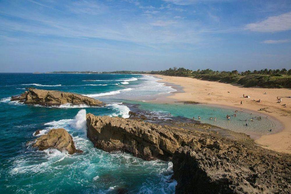 Ventana Al Atlantico At Arecibo 681 Ocean Drive Lägenhet Islote Exteriör bild