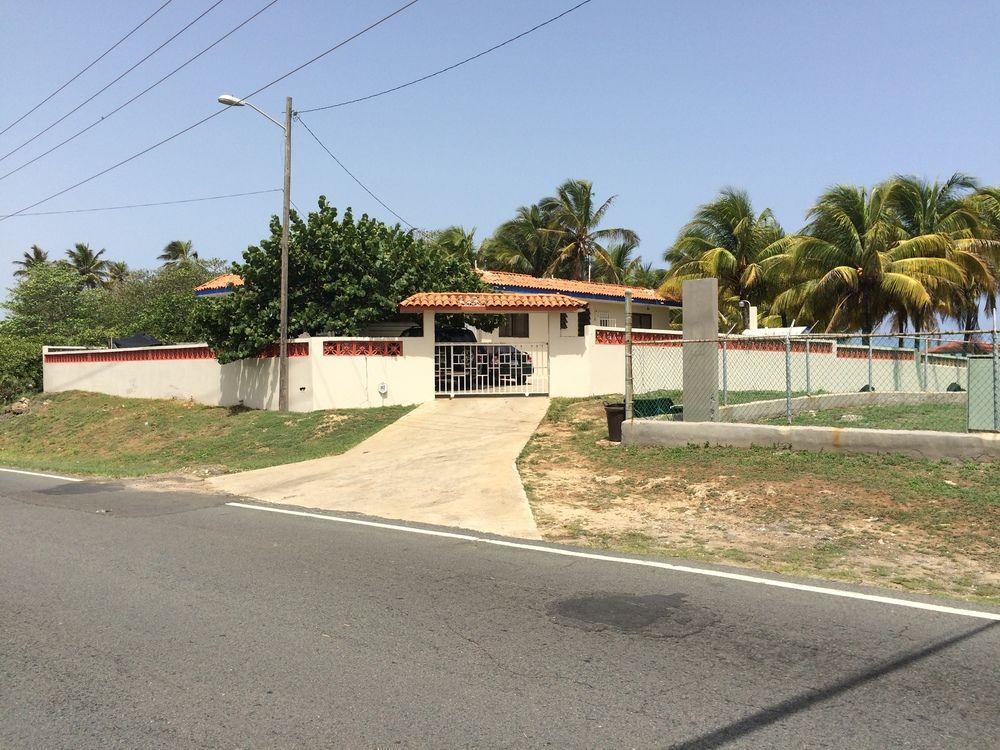 Ventana Al Atlantico At Arecibo 681 Ocean Drive Lägenhet Islote Exteriör bild