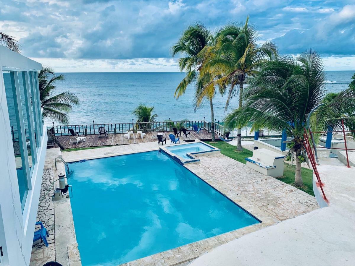 Ventana Al Atlantico At Arecibo 681 Ocean Drive Lägenhet Islote Exteriör bild